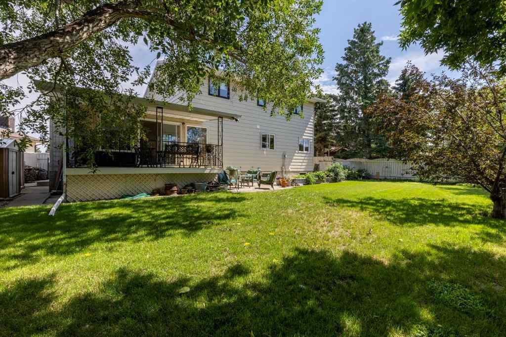 MLS® A2246386 - 2230 41 Street S in Redwood Lethbridge, Residential