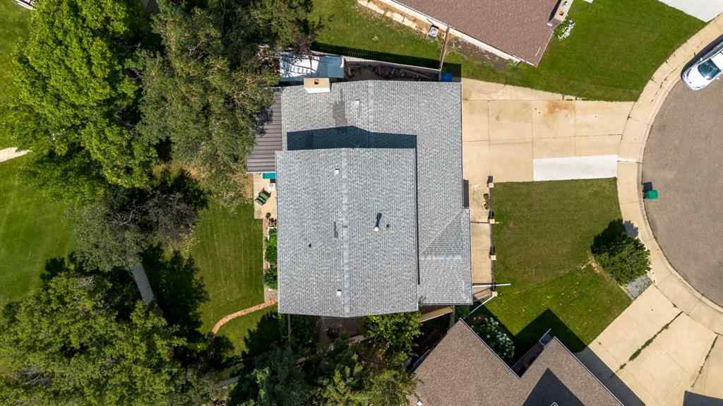 MLS® A2246386 - 2230 41 Street S in Redwood Lethbridge, Residential