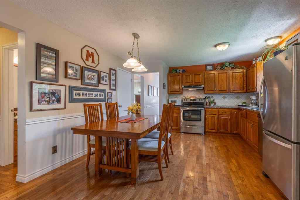 MLS® A2246386 - 2230 41 Street S in Redwood Lethbridge, Residential