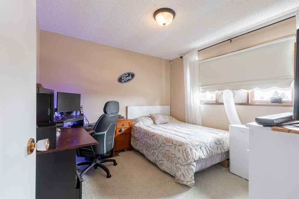 MLS® A2246386 - 2230 41 Street S in Redwood Lethbridge, Residential