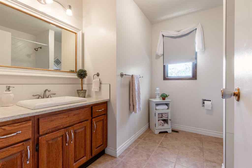 MLS® A2246386 - 2230 41 Street S in Redwood Lethbridge, Residential