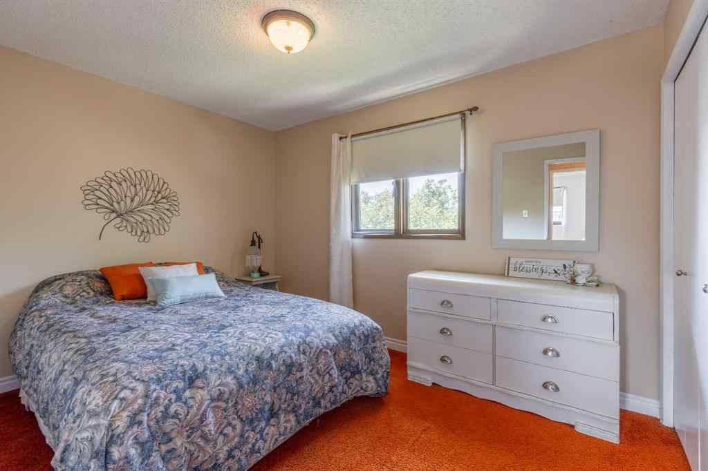 MLS® A2246386 - 2230 41 Street S in Redwood Lethbridge, Residential
