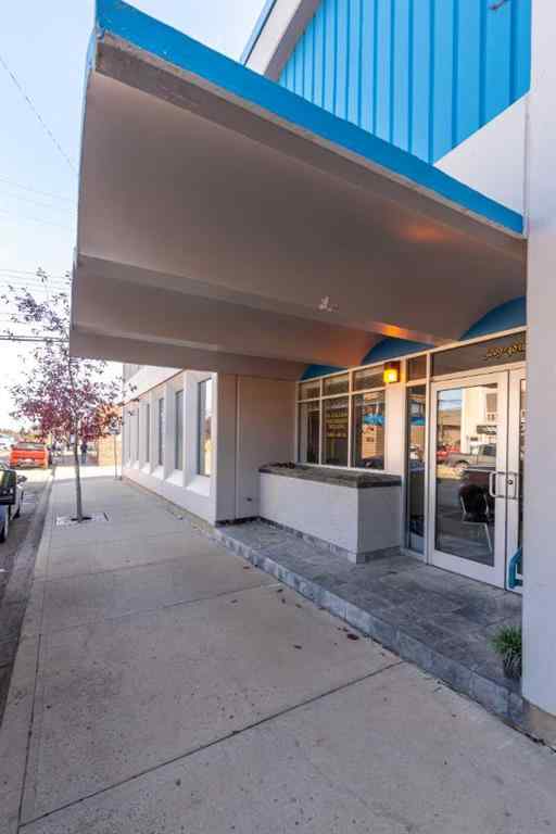 MLS® A2246389 - Unit #202 5009 48 Street  in Central Business District Lloydminster, Commercial