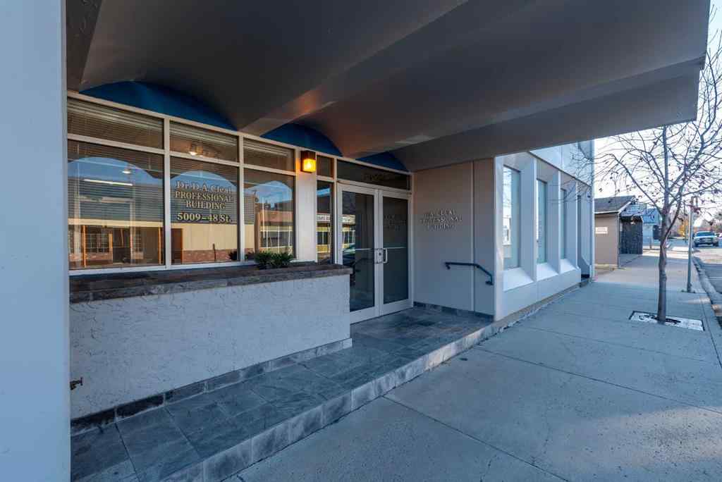 MLS® A2246391 - Unit #203 5009 48 Street  in Central Business District Lloydminster, Commercial