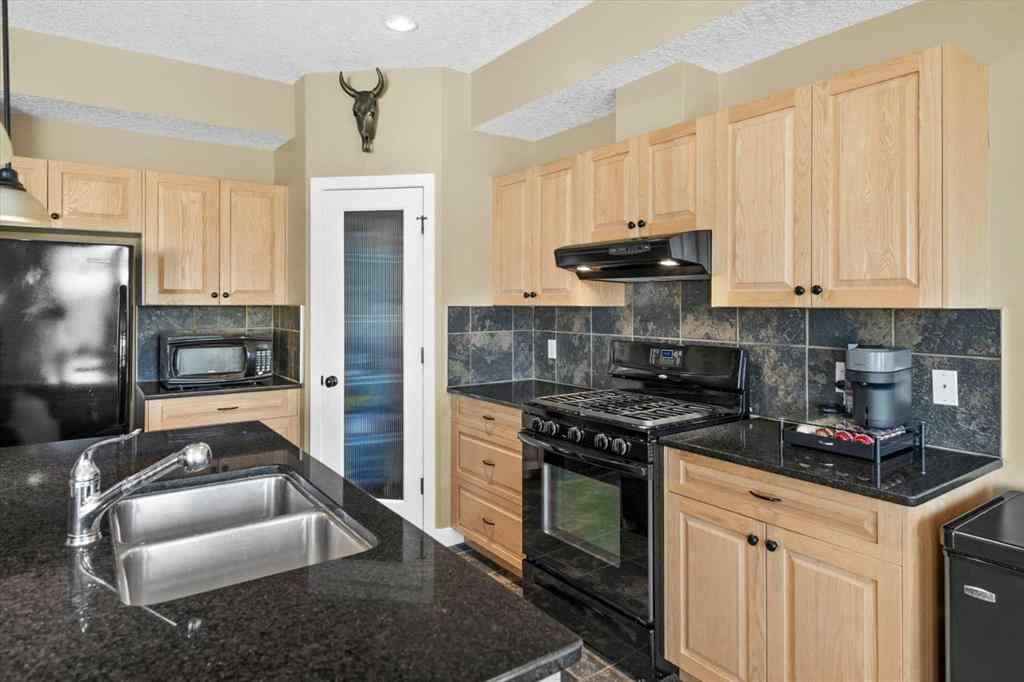 MLS® A2246410 - Unit #203 413 River Avenue  in Riverview Cochrane, Residential
