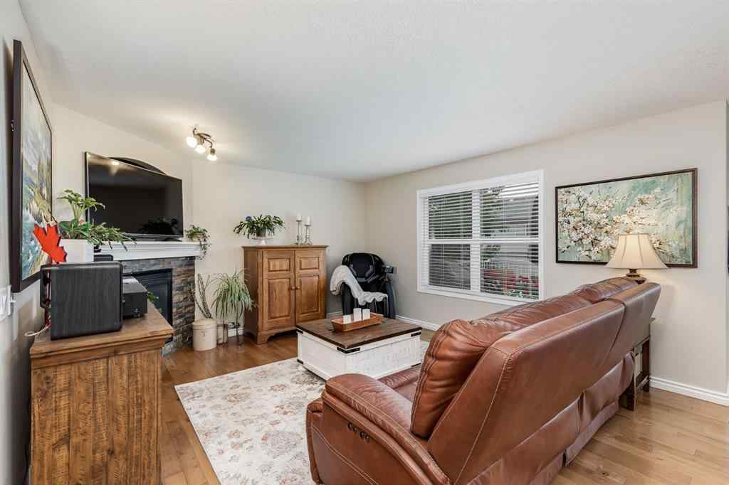 MLS® A2246412 - 149 Thornfield Close SE in Thorburn Airdrie, Residential