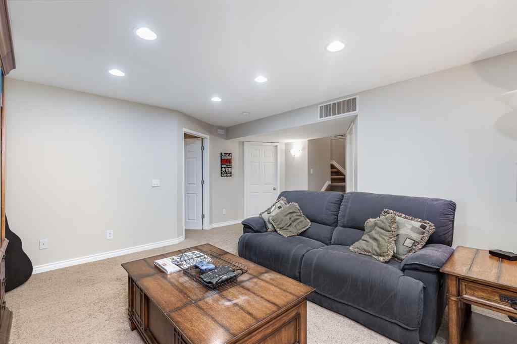 MLS® A2246412 - 149 Thornfield Close SE in Thorburn Airdrie, Residential