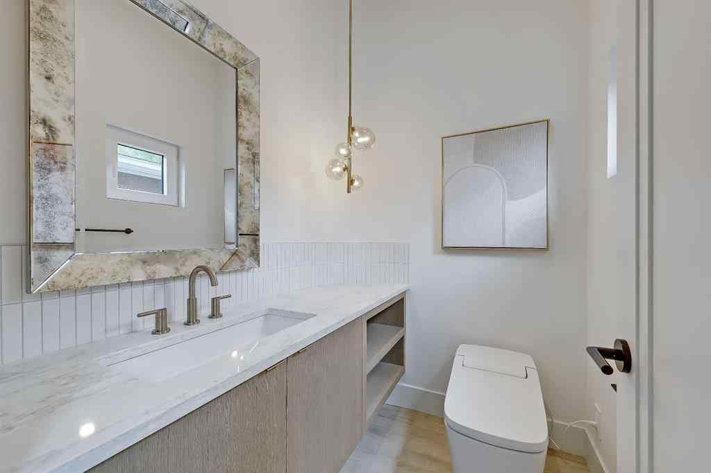 MLS® A2246417 - 2322 54 Avenue SW in North Glenmore Park Calgary, Residential
