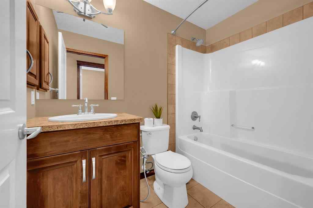MLS® A2246423 - 1011 Kings Heights Road SE in Kings Heights Airdrie, Residential