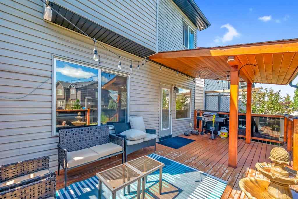MLS® A2246423 - 1011 Kings Heights Road SE in Kings Heights Airdrie, Residential
