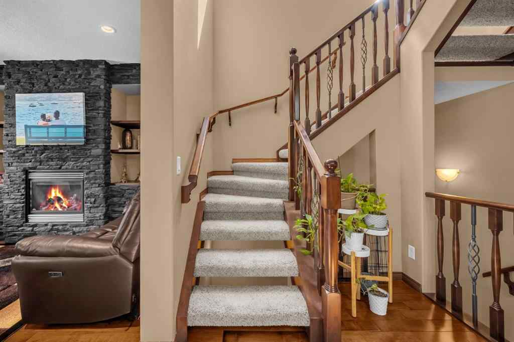 MLS® A2246423 - 1011 Kings Heights Road SE in Kings Heights Airdrie, Residential