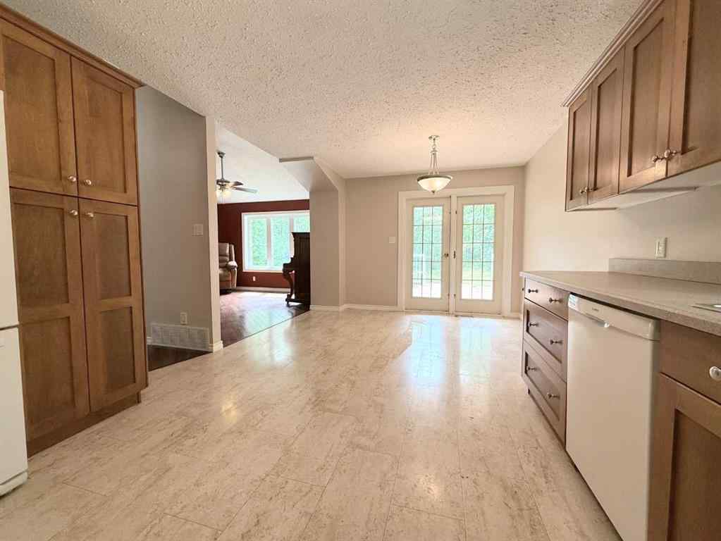 MLS® A2246436 - Unit #69 652051 Range Road 224   in Century Estates_CATH Rural Athabasca County, Residential