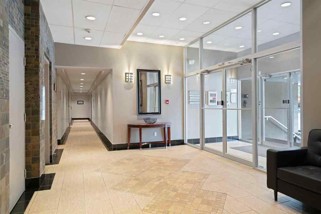 MLS® A2246437 - Unit #404 429 14 Street NW in Hillhurst Calgary, Residential