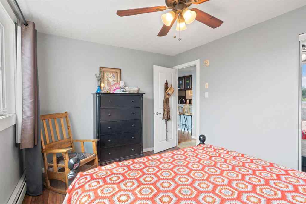MLS® A2246437 - Unit #404 429 14 Street NW in Hillhurst Calgary, Residential