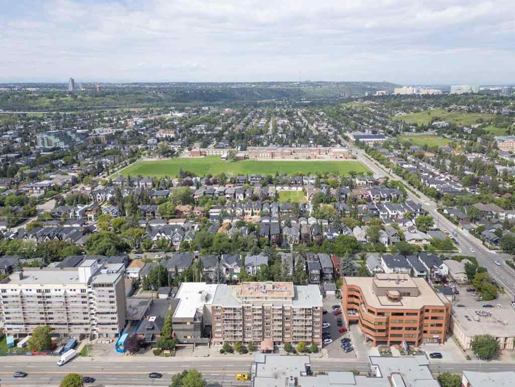 MLS® A2246437 - Unit #404 429 14 Street NW in Hillhurst Calgary, Residential