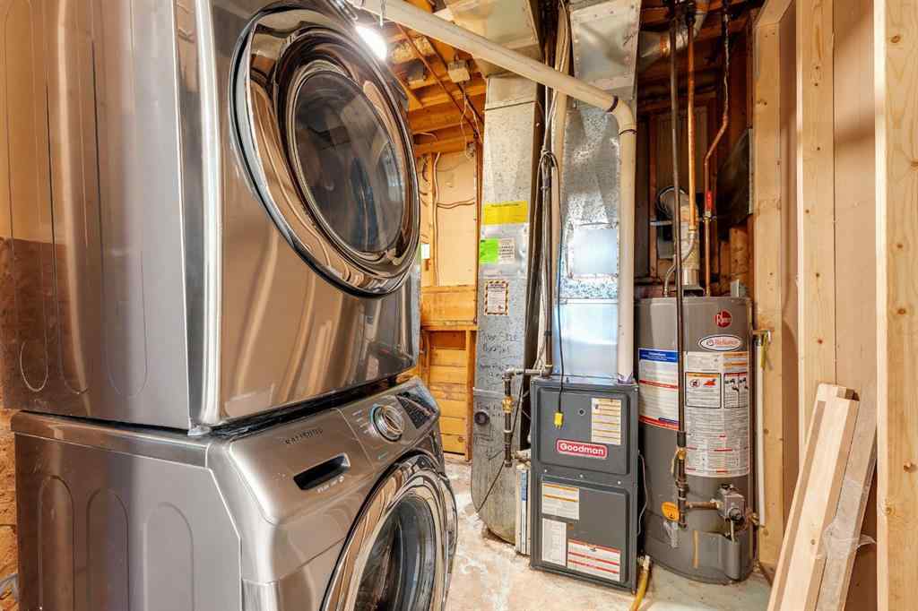 MLS® A2246441 - 212 Midlawn Close SE in Midnapore Calgary, Residential