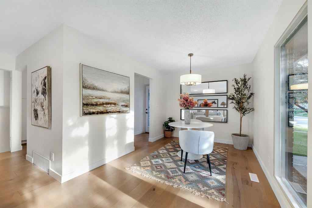 MLS® A2246441 - 212 Midlawn Close SE in Midnapore Calgary, Residential