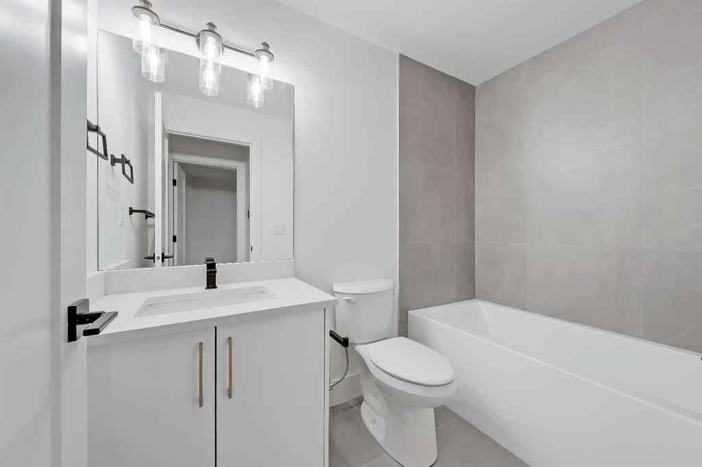 MLS® A2246445 - 2833 25A Street SW in Killarney/Glengarry Calgary, Residential