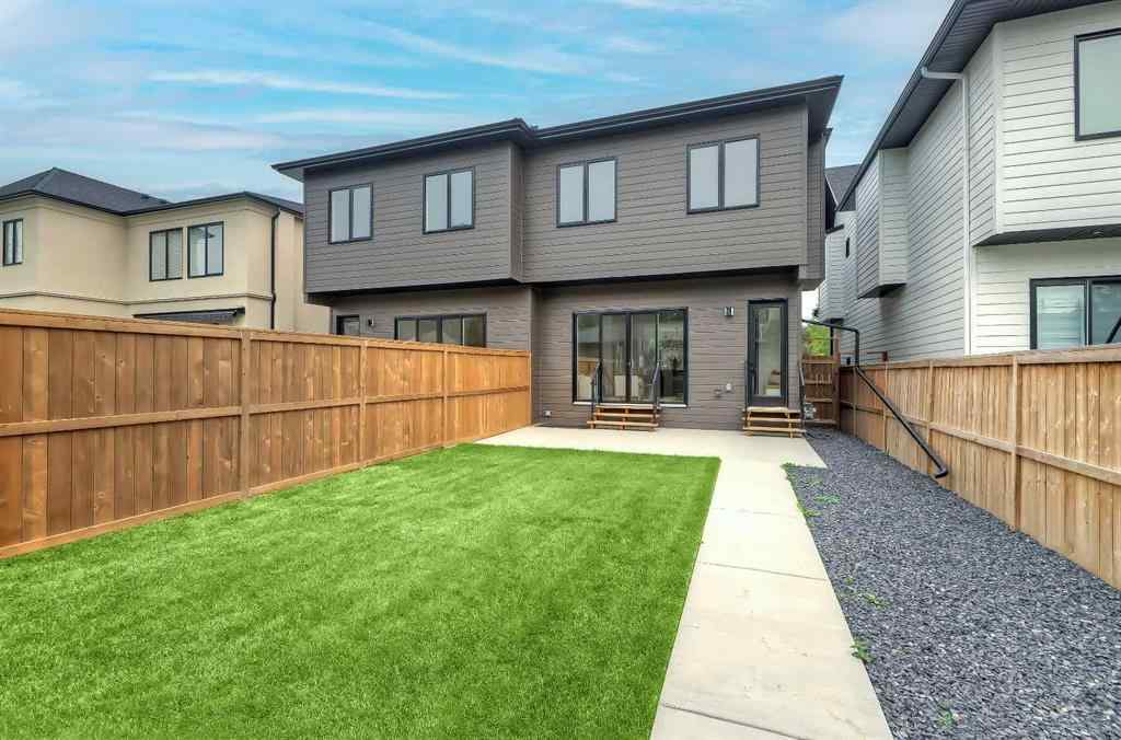 MLS® A2246445 - 2833 25A Street SW in Killarney/Glengarry Calgary, Residential