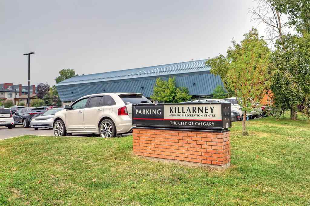 MLS® A2246445 - 2833 25A Street SW in Killarney/Glengarry Calgary, Residential