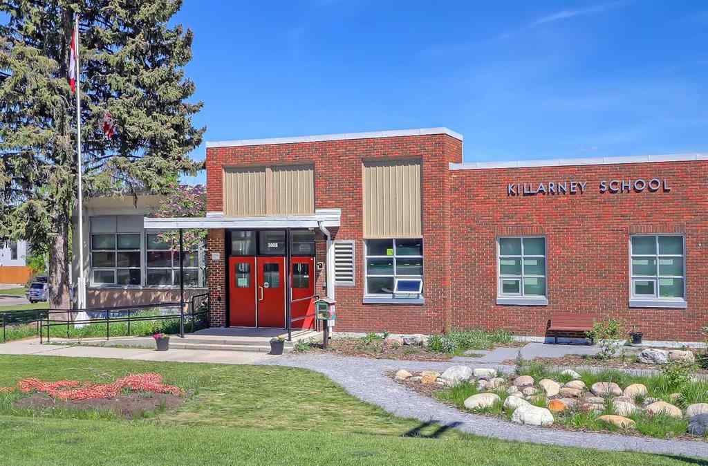MLS® A2246445 - 2833 25A Street SW in Killarney/Glengarry Calgary, Residential