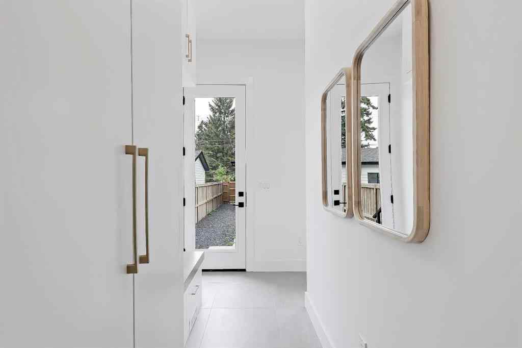 MLS® A2246445 - 2833 25A Street SW in Killarney/Glengarry Calgary, Residential