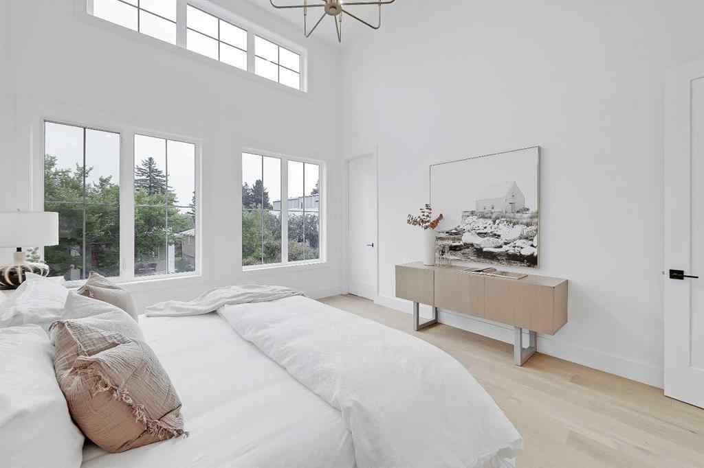 MLS® A2246445 - 2833 25A Street SW in Killarney/Glengarry Calgary, Residential