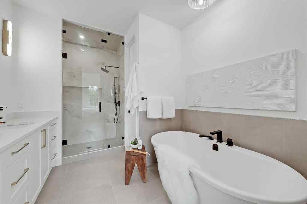 MLS® A2246445 - 2833 25A Street SW in Killarney/Glengarry Calgary, Residential