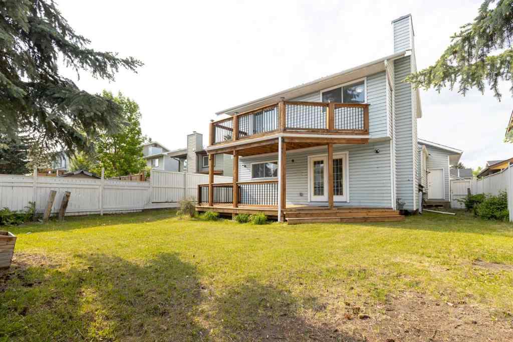 MLS® A2246456 - 30 Pasadena Gardens NE in Monterey Park Calgary, Residential