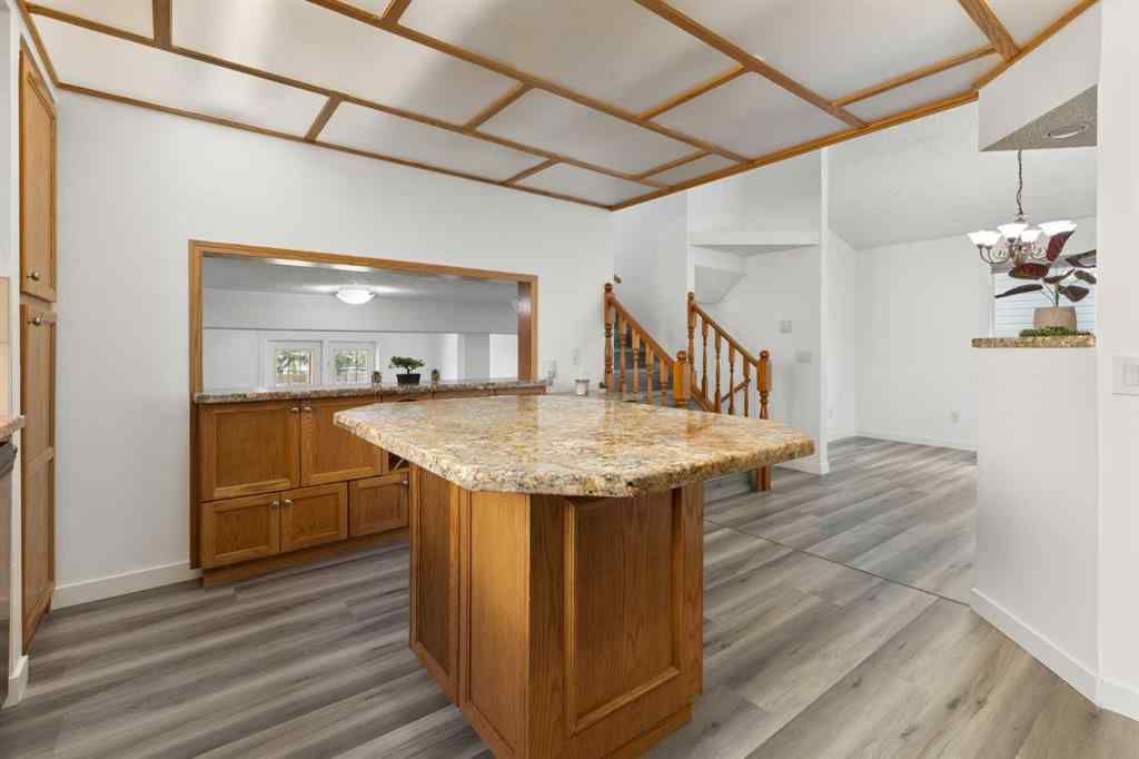 MLS® A2246456 - 30 Pasadena Gardens NE in Monterey Park Calgary, Residential