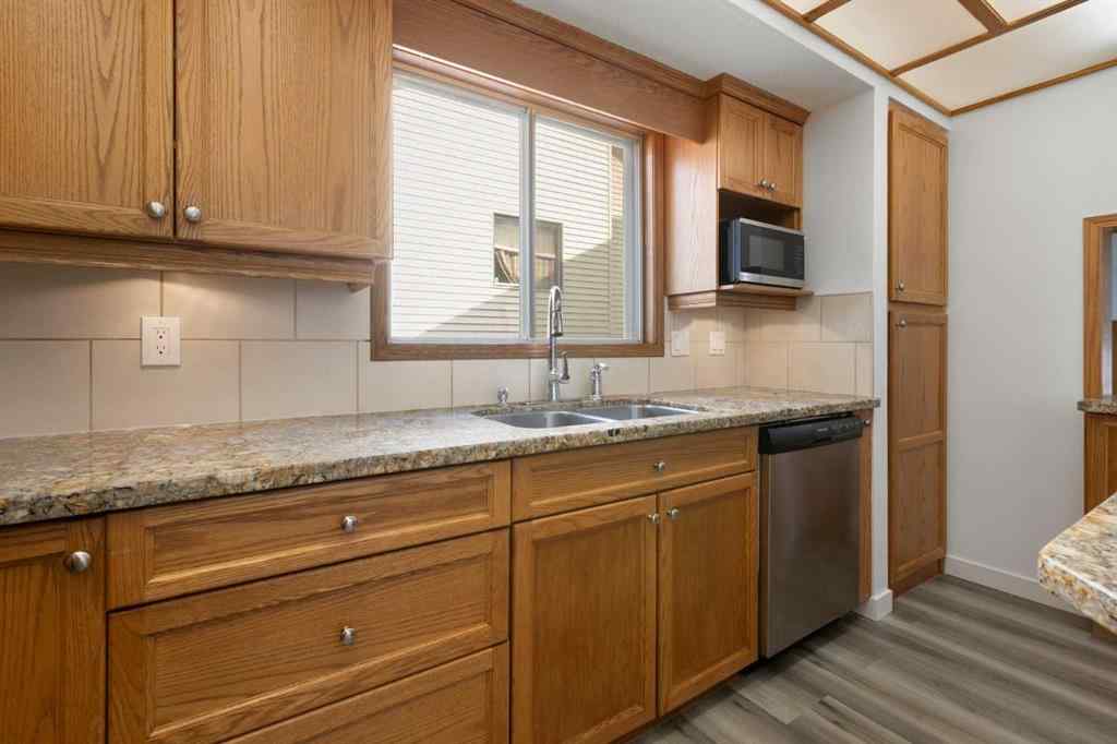 MLS® A2246456 - 30 Pasadena Gardens NE in Monterey Park Calgary, Residential