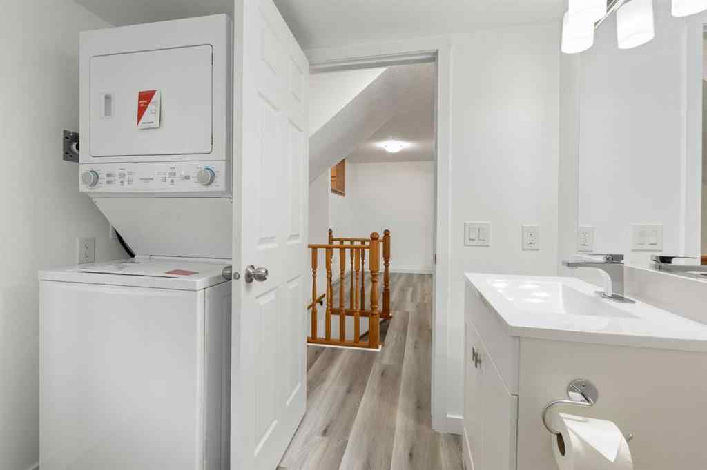 MLS® A2246456 - 30 Pasadena Gardens NE in Monterey Park Calgary, Residential