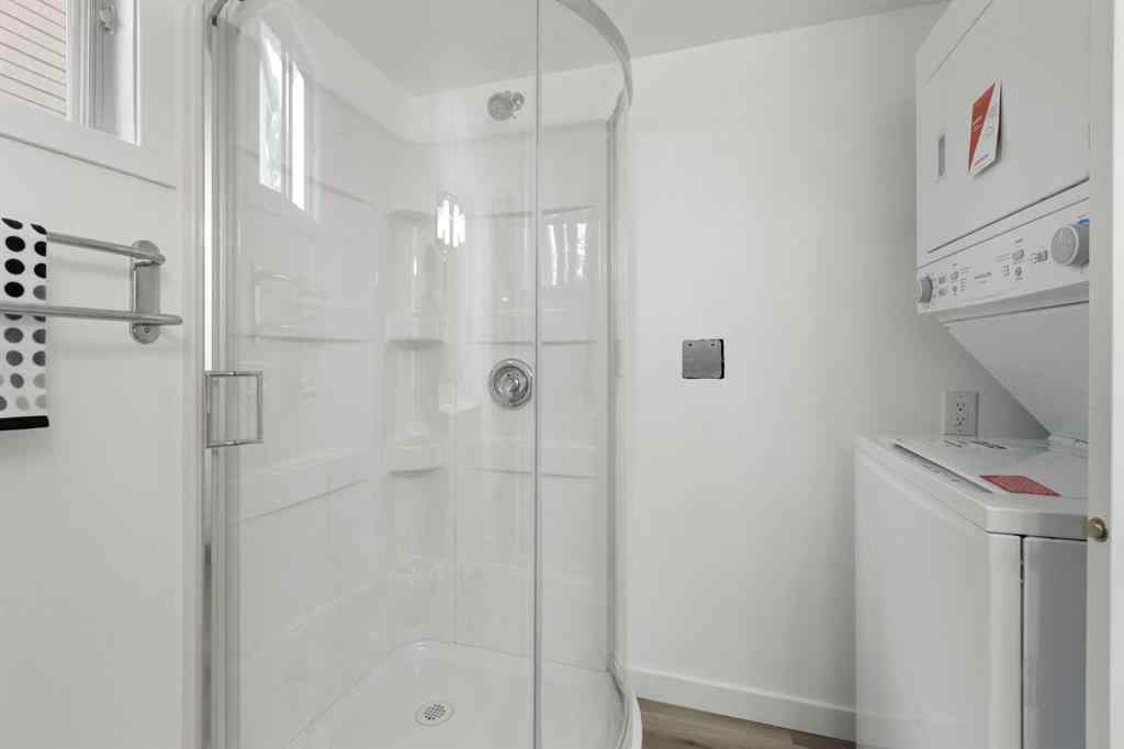 MLS® A2246456 - 30 Pasadena Gardens NE in Monterey Park Calgary, Residential