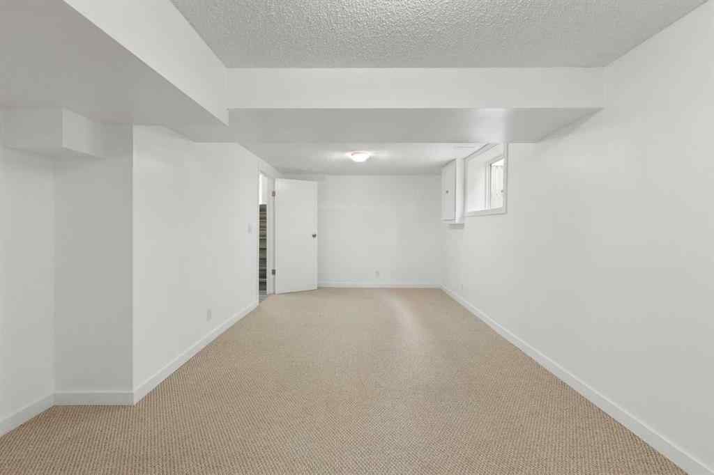 MLS® A2246456 - 30 Pasadena Gardens NE in Monterey Park Calgary, Residential