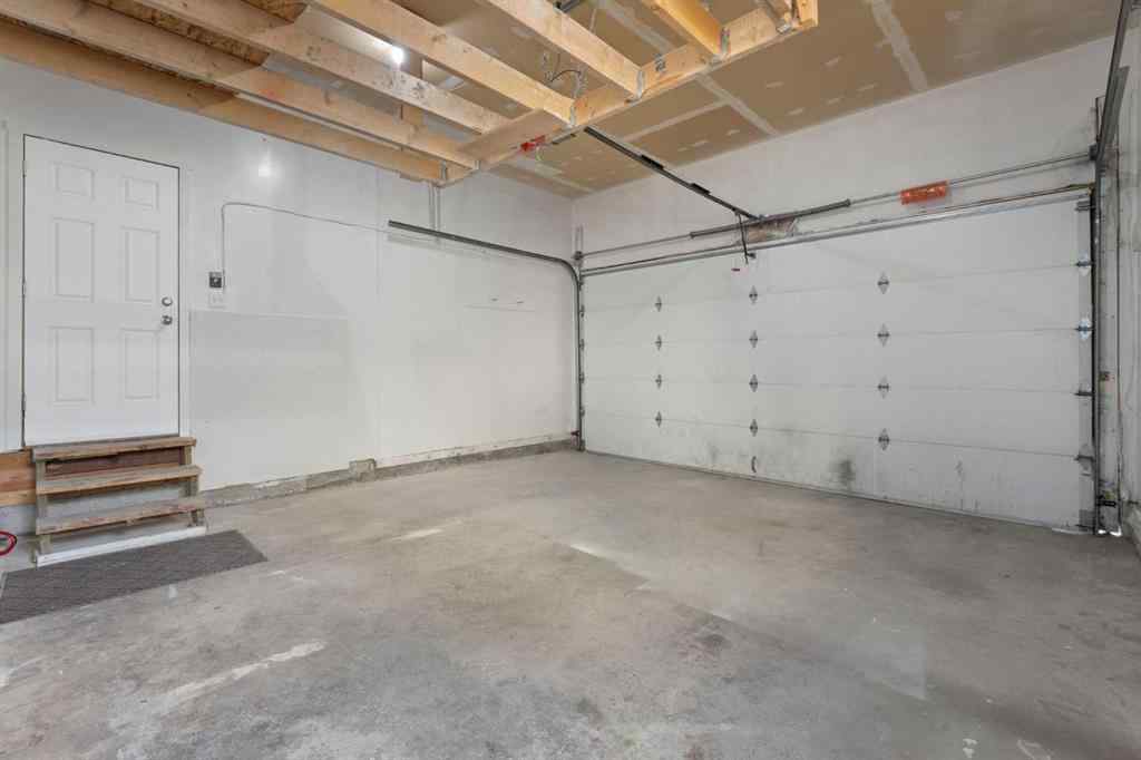 MLS® A2246456 - 30 Pasadena Gardens NE in Monterey Park Calgary, Residential