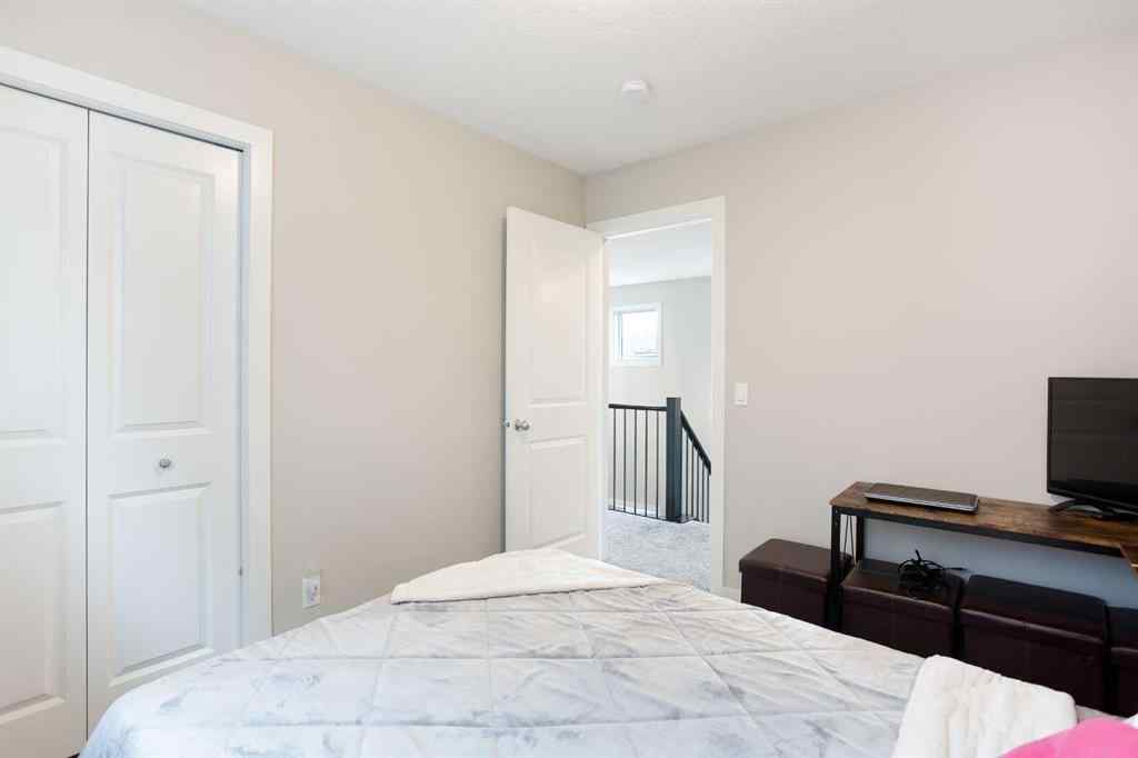 MLS® A2246468 - 19 Heritage Heights  in Heritage Hills Cochrane, Residential