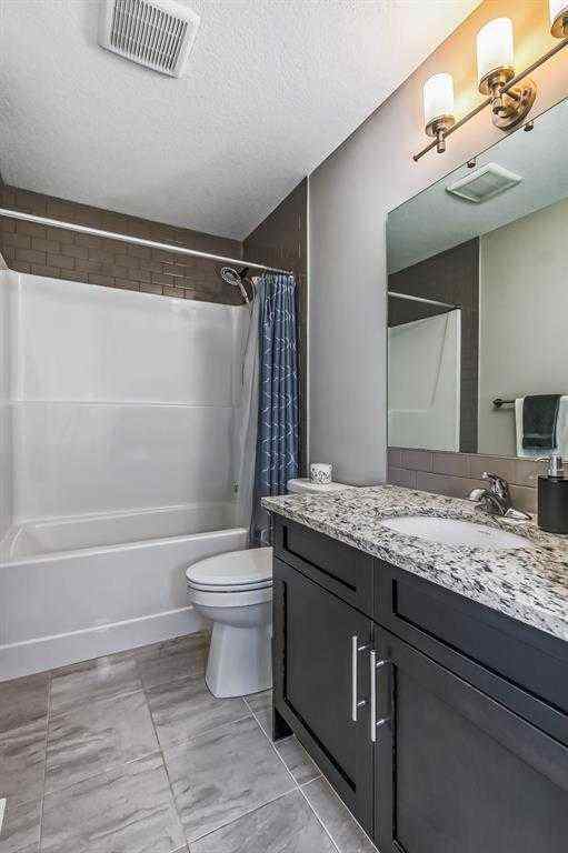 MLS® A2246468 - 19 Heritage Heights  in Heritage Hills Cochrane, Residential