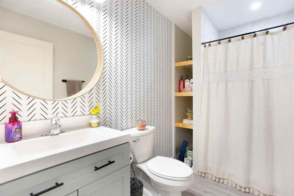 MLS® A2246468 - 19 Heritage Heights  in Heritage Hills Cochrane, Residential