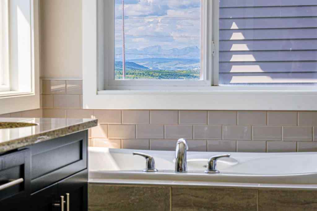 MLS® A2246468 - 19 Heritage Heights  in Heritage Hills Cochrane, Residential