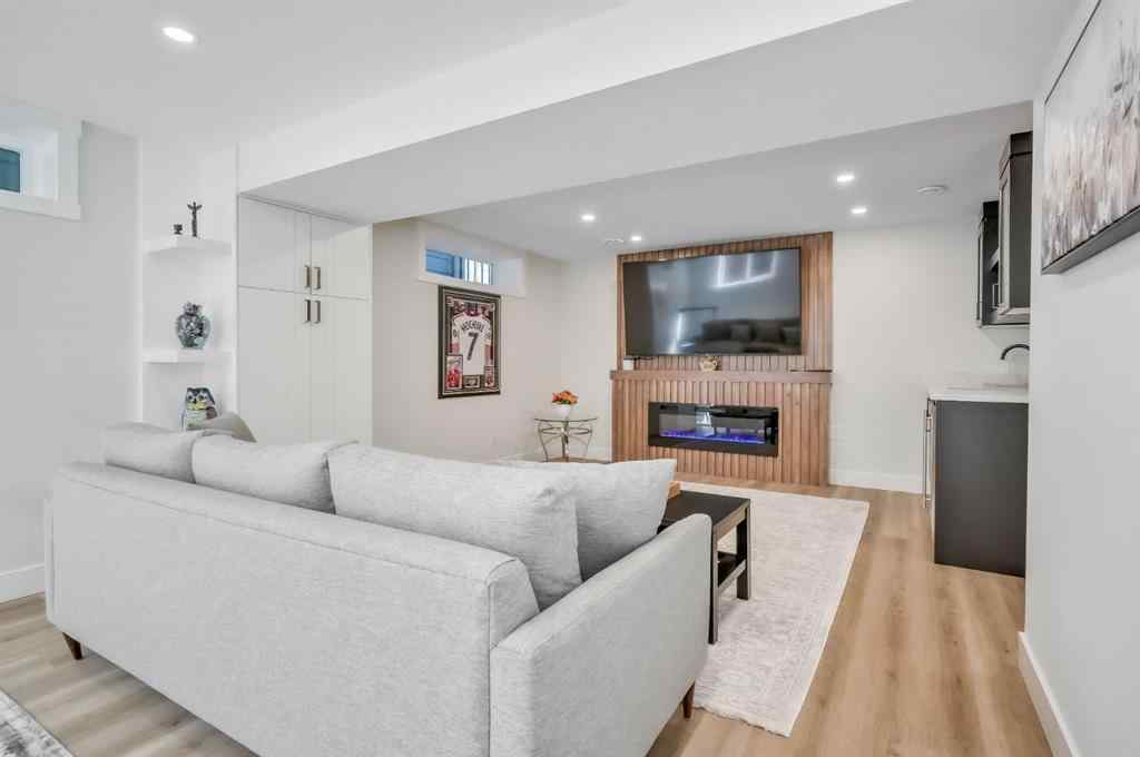 MLS® A2246469 - 2003 Christie Road NW in Charleswood Calgary, Residential