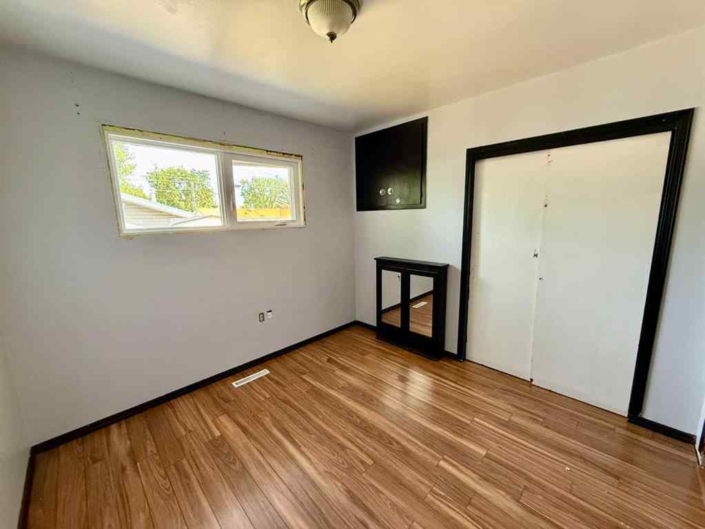 MLS® A2246474 - 5427 49 Street  in Provost Provost, Residential