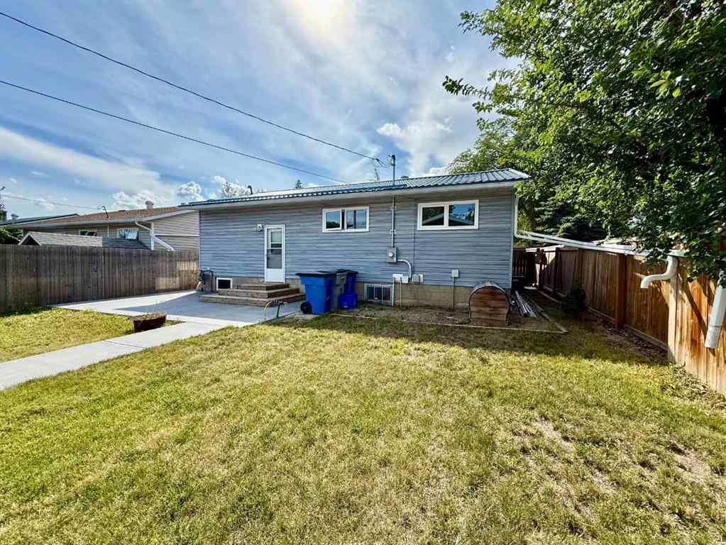 MLS® A2246474 - 5427 49 Street  in Provost Provost, Residential