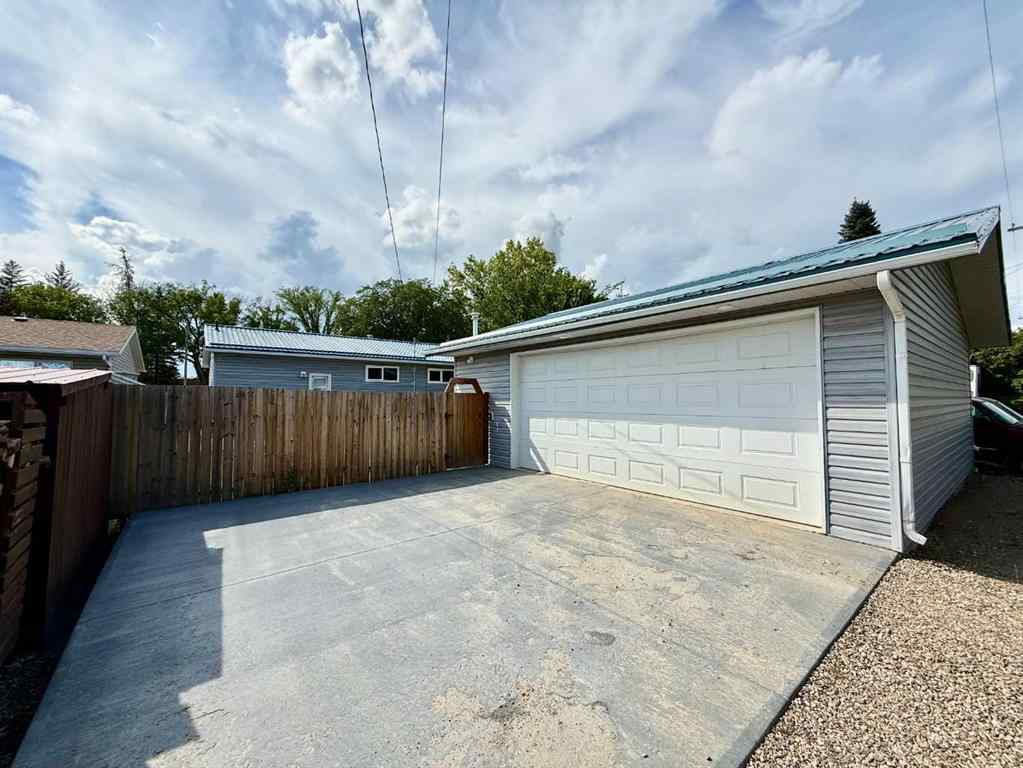 MLS® A2246474 - 5427 49 Street  in Provost Provost, Residential