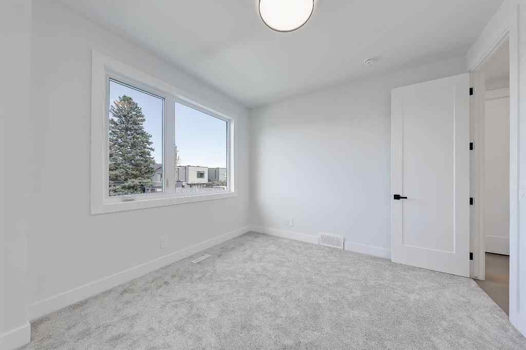 MLS® A2246484 - 646 25 Avenue NW in Mount Pleasant Calgary, Residential