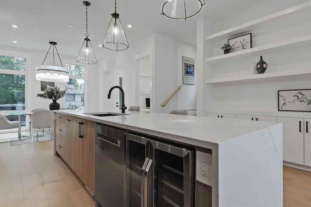 MLS® A2246484 - 646 25 Avenue NW in Mount Pleasant Calgary, Residential