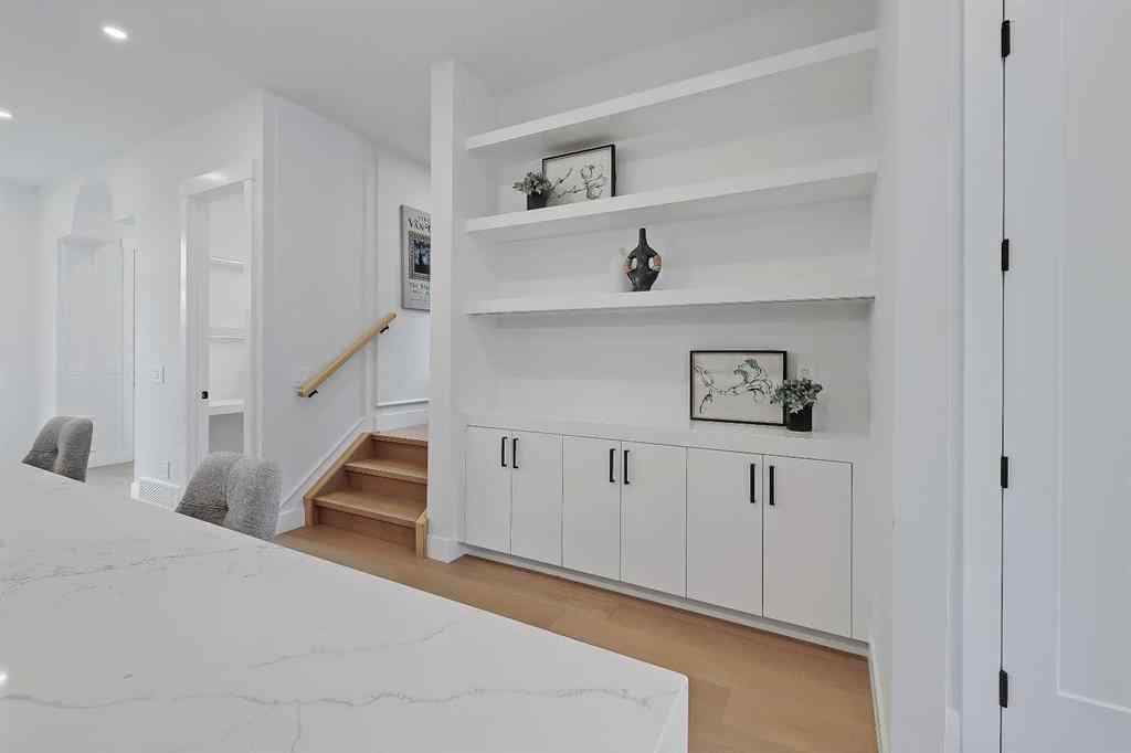 MLS® A2246484 - 646 25 Avenue NW in Mount Pleasant Calgary, Residential