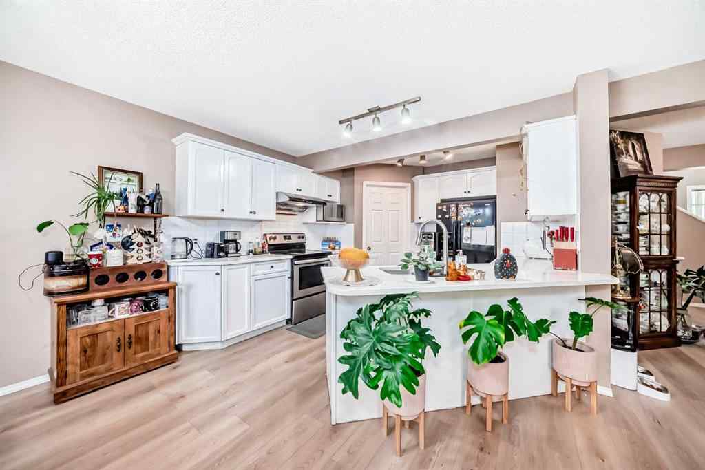 MLS® A2246486 - 65 Cougarstone Circle SW in Cougar Ridge Calgary, Residential