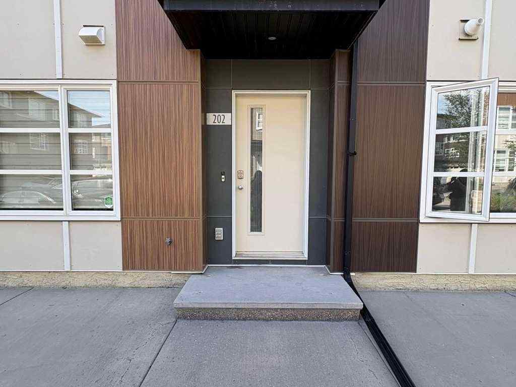 MLS® A2246494 - 202 Evansridge Park NW in Evanston Calgary, Residential