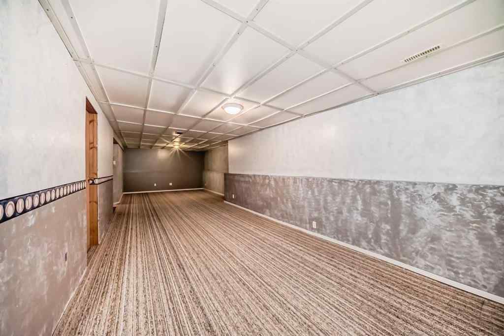 MLS® A2246498 - 724 Pinecliff Road NE in Pineridge Calgary, Residential