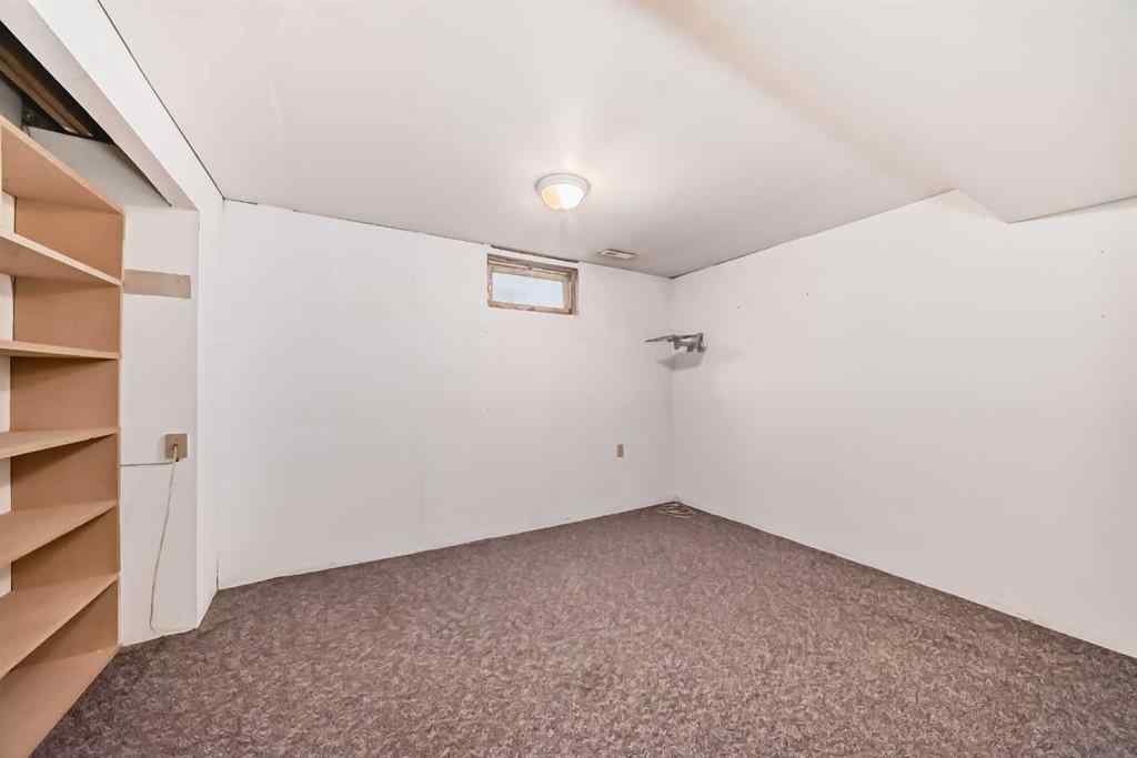 MLS® A2246498 - 724 Pinecliff Road NE in Pineridge Calgary, Residential